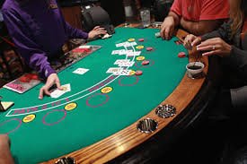 83rcom Classic Slots 3-Reel ဂိမ်း Myanmar ကစားသမား Cherry Bar Seven သင်္ကေတများဖြင့်